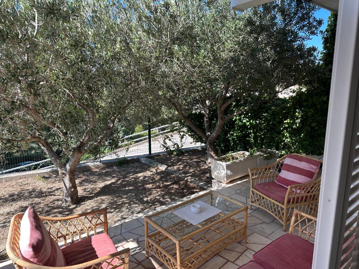 Apartment Jelic Duce Bagian luar foto