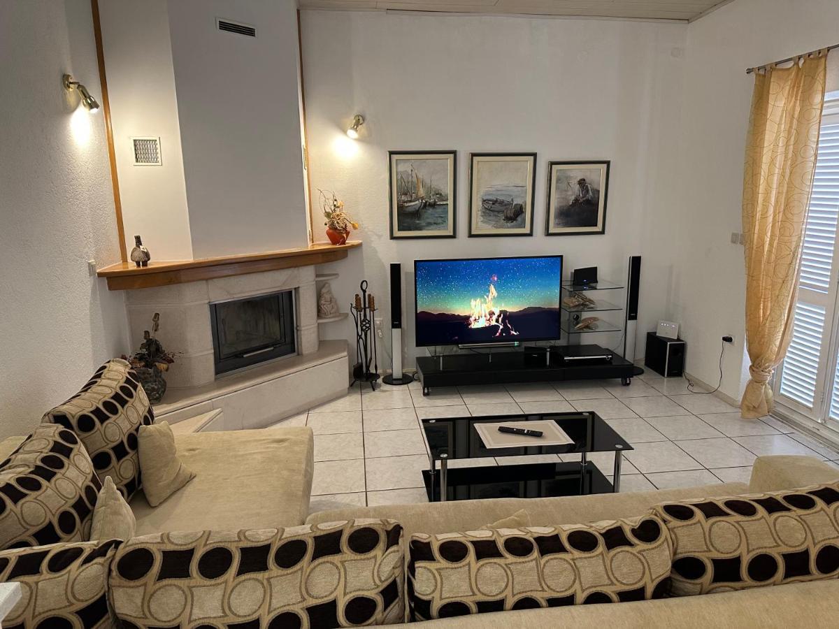 Apartment Jelic Duce Bagian luar foto